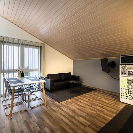 Gemuetliche Ferienwohnung Mit Panoramablick Muttensweiler Luaran gambar