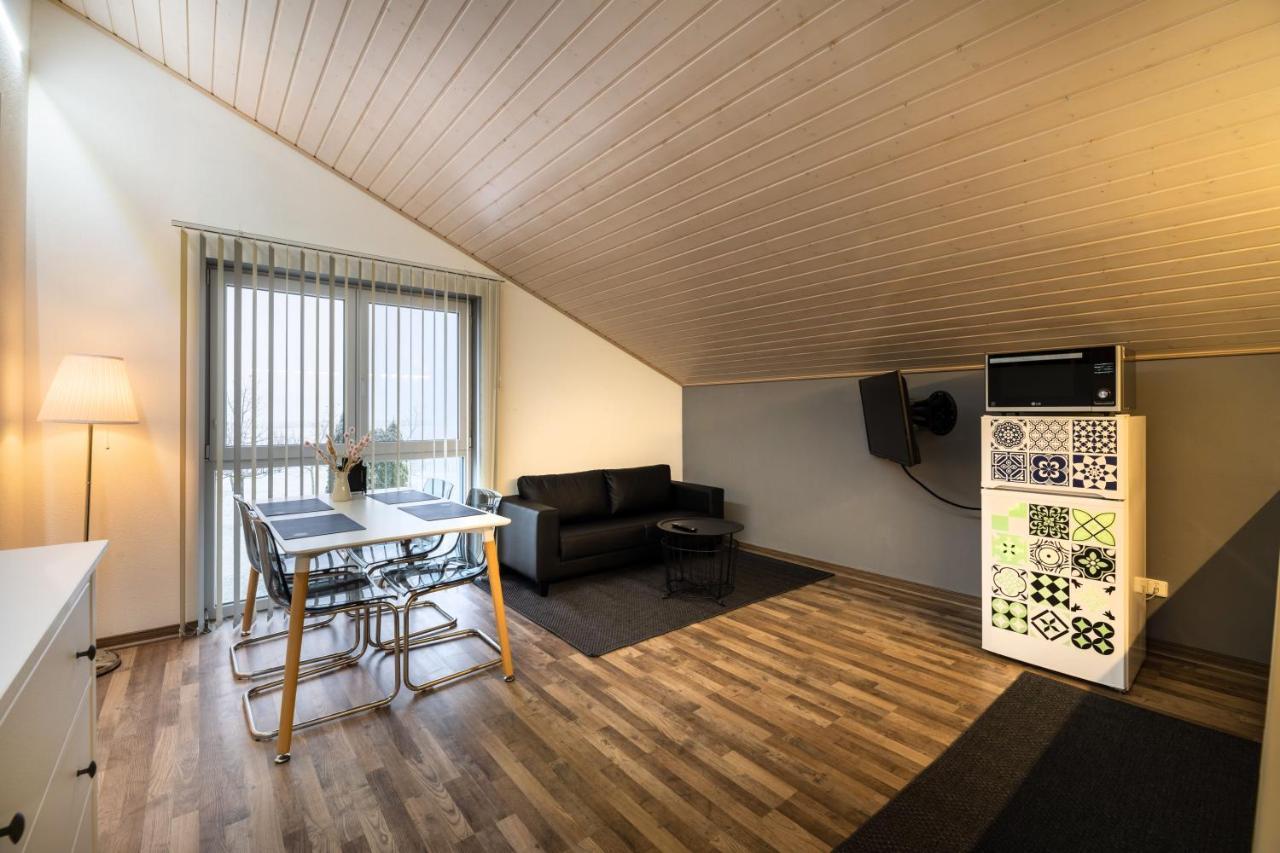 Gemuetliche Ferienwohnung Mit Panoramablick Muttensweiler Luaran gambar